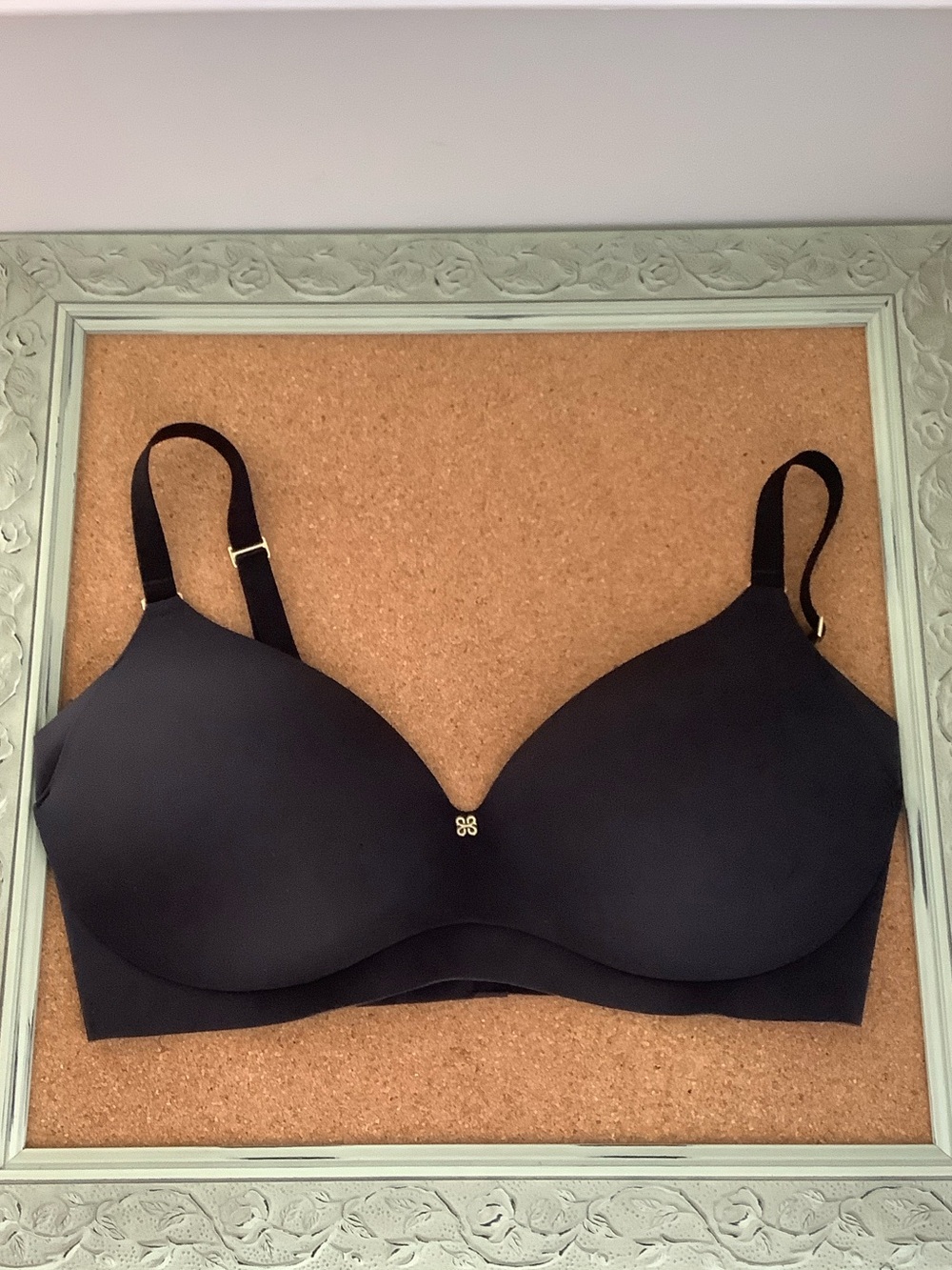 Seamless Black T-Shirt Bra - Smooth Support